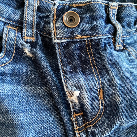 Cat & Jack and The Children’s Place Bundle of 5 Pairs of Size 5 and 5T Jeans - Picture 13 of 16